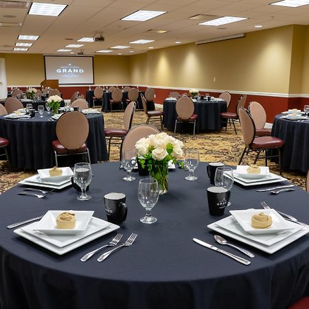 The Mount Vernon Grand Hotel 외부 사진