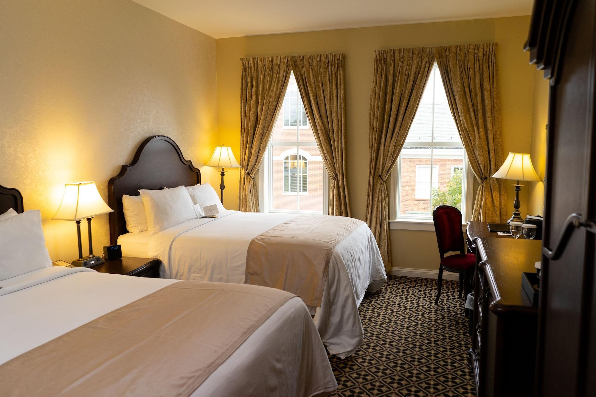 The Mount Vernon Grand Hotel 외부 사진