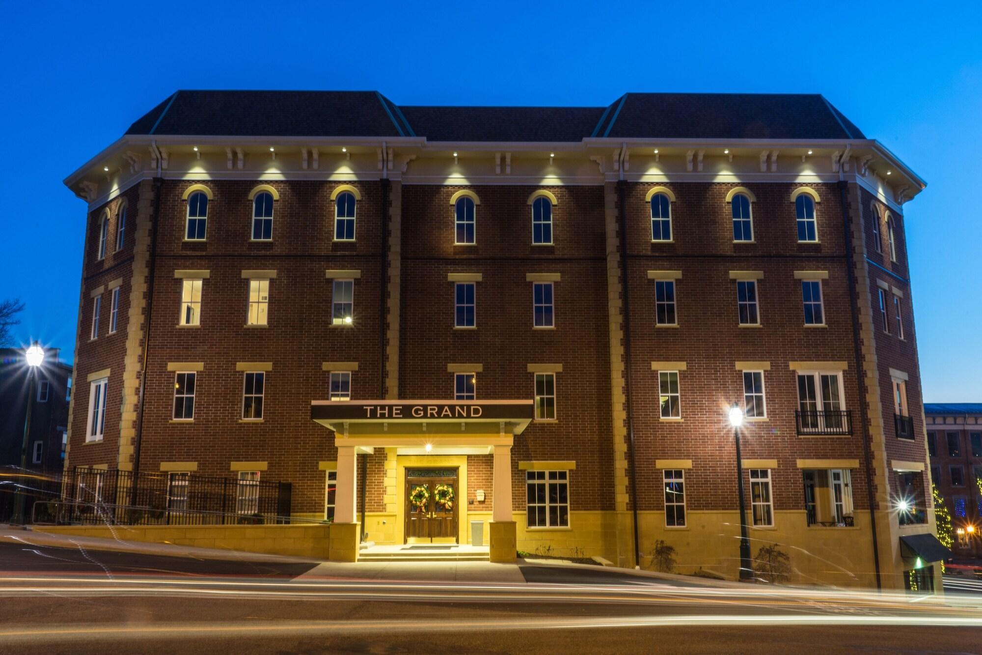 The Mount Vernon Grand Hotel 외부 사진