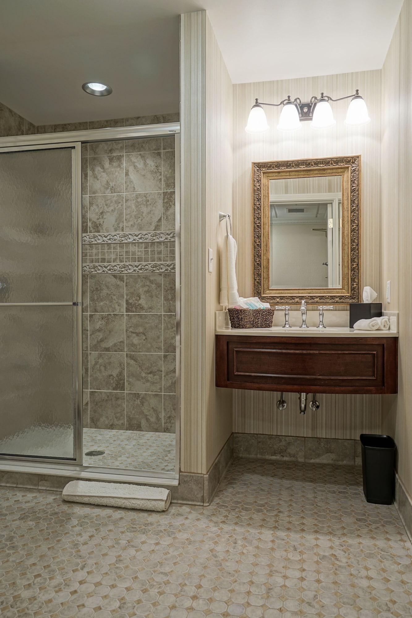 The Mount Vernon Grand Hotel 외부 사진