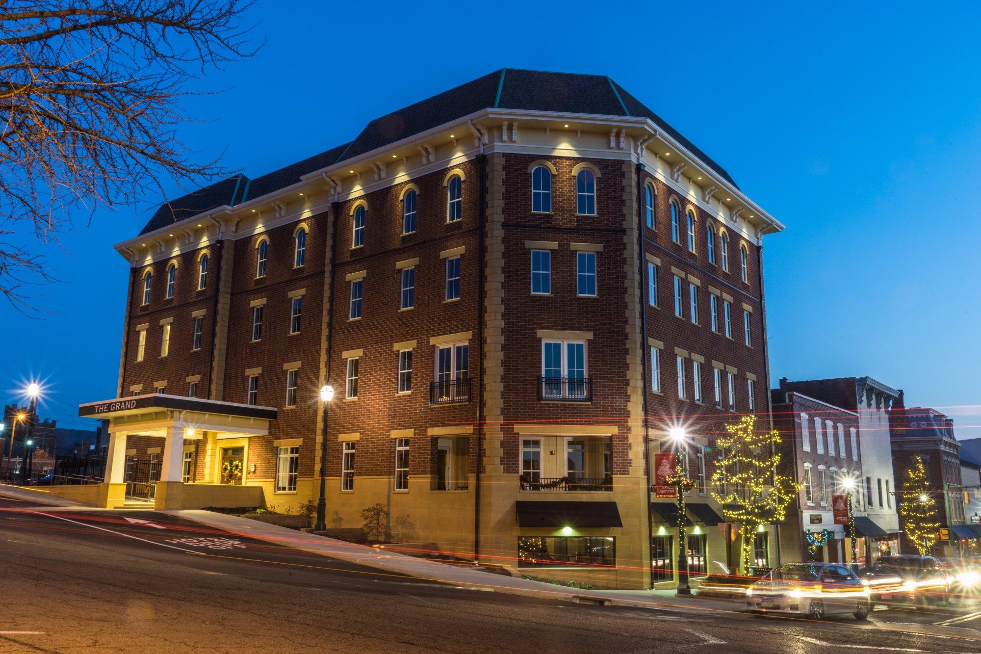 The Mount Vernon Grand Hotel 외부 사진
