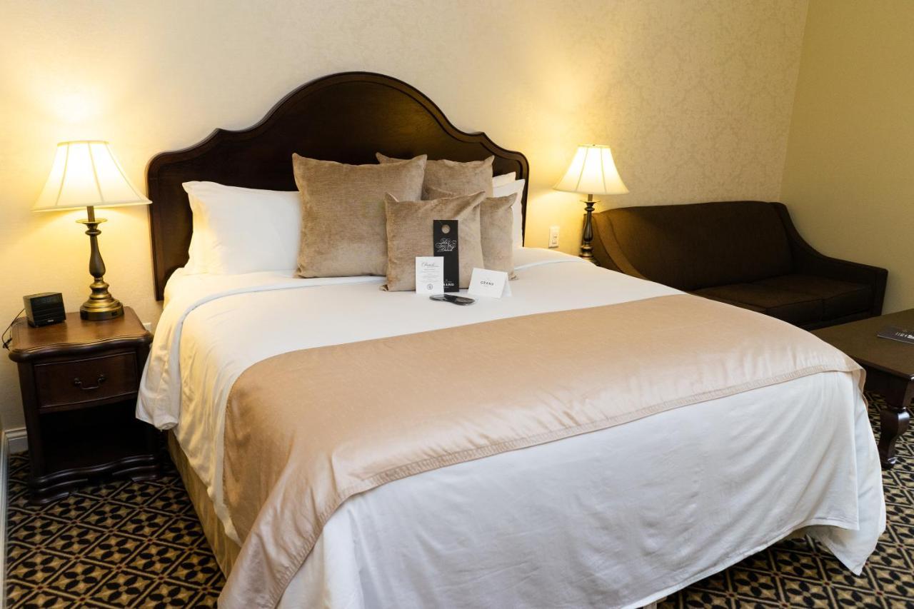 The Mount Vernon Grand Hotel 외부 사진